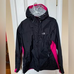 The North Face Hooded windbreaker/rain jacket size L